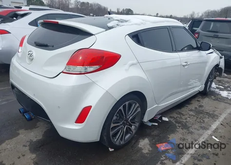 2016 Hyundai Veloster Turbo z USA, uszkodzony, nr VIN KMHTC6AEXGU286763